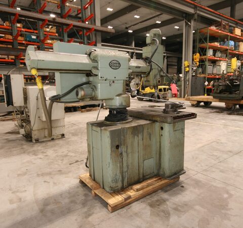 2.9'-1/2" Donau #DR23, Sliding Radial Arm Drill, Morse MT3 taper, 6" diameter column, 4 T-slots, 3/4" - Image 4