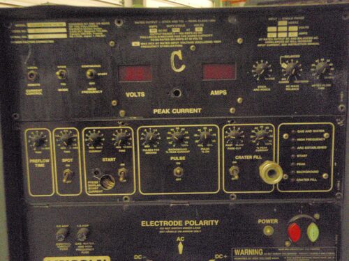 Lincoln #Square-Wave-Tig-300 Welder, Duty cycle 60%@ 32 V., 300 AC/DC Amps. - Image 3