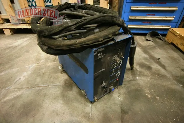 Miller #XR-A, Wire Feeder, 3 Amps at 50/60 or 100, 115V. AC Wire Feed Speed Range 70-875 IPM - Image 2