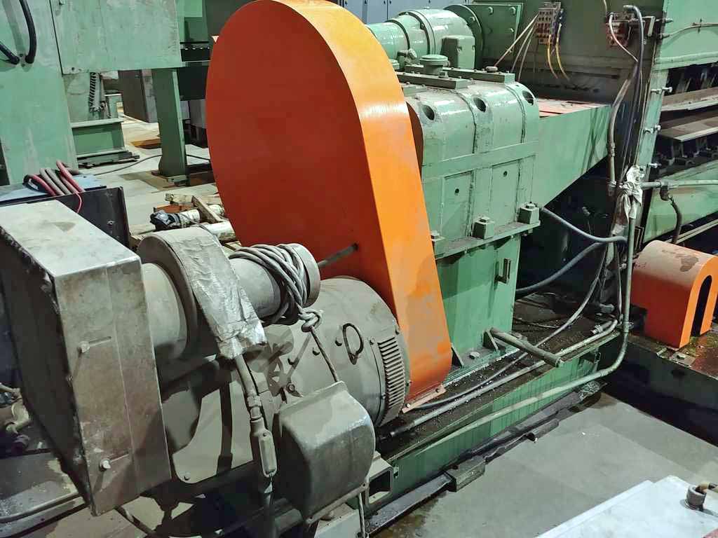 62" x .108" Voss, 19 rolls, powered entry pinch rolls, 80 HP motor, 42" passline - Image 6