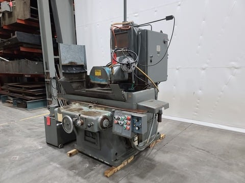 16" x 24" Gallmeyer & Livingston #470, 14" x 24" fine pole chuck, incremental downfeed, #15047 - Image 2
