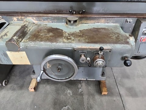 16" x 24" Gallmeyer & Livingston #470, 14" x 24" fine pole chuck, incremental downfeed, #15047 - Image 9