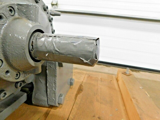 GEA #100, gas compressor, 4" x 1-3/4" shaft, rebuilt 2014 - Image 8