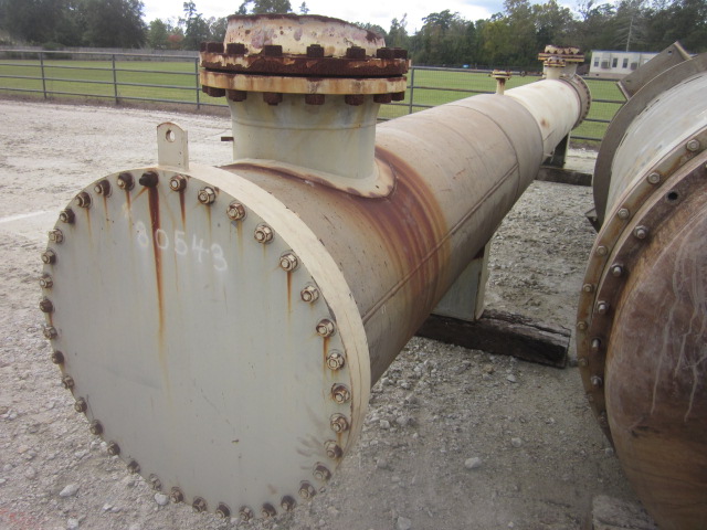 1722 sq.ft., 90 psi, Louisiana Heat, 140°F, 1" tube diameter, 14' tube length, 2' 7" shell diameter, 1990 - Image 2
