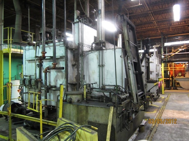 24" width x 36" L x 24" H Surface Combustion Std. Allcase integral oil quench, gas fired, roller-rails - Image 1