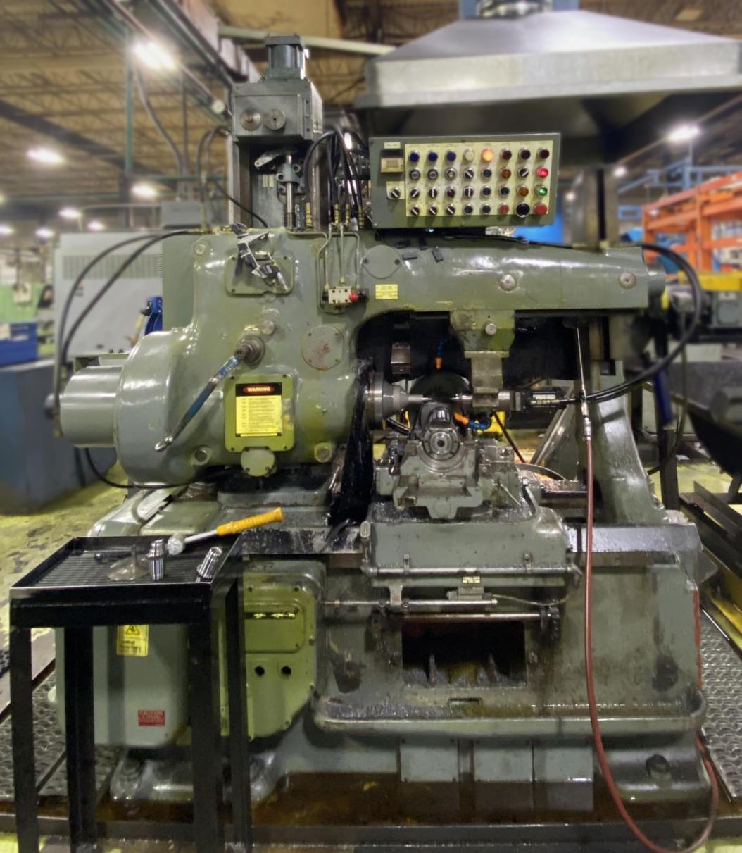 Bourn & Koch #22-15, gear hobbing machine, 22" work diameter, 3.5 DP, 6.25"hob dia, 1998 - Image 1