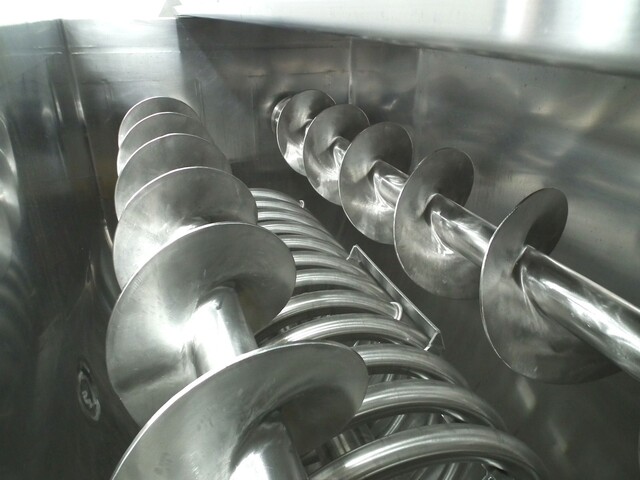 350 gallon L & A #T-703, batch kettle blending cooker, double rotating auger spiral coil batch cooker - Image 8