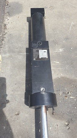 3.3 KIP (15kn) MTS #358.02 Hydraulic Actuator - Image 2
