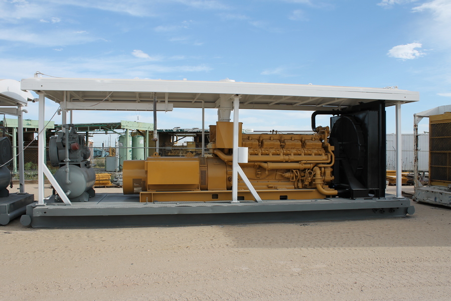 1030 KW Caterpillar #4-D399 SCR Packages, 347/600 Volts, 1200 RPM, 5000 hours, 1984 - Image 1