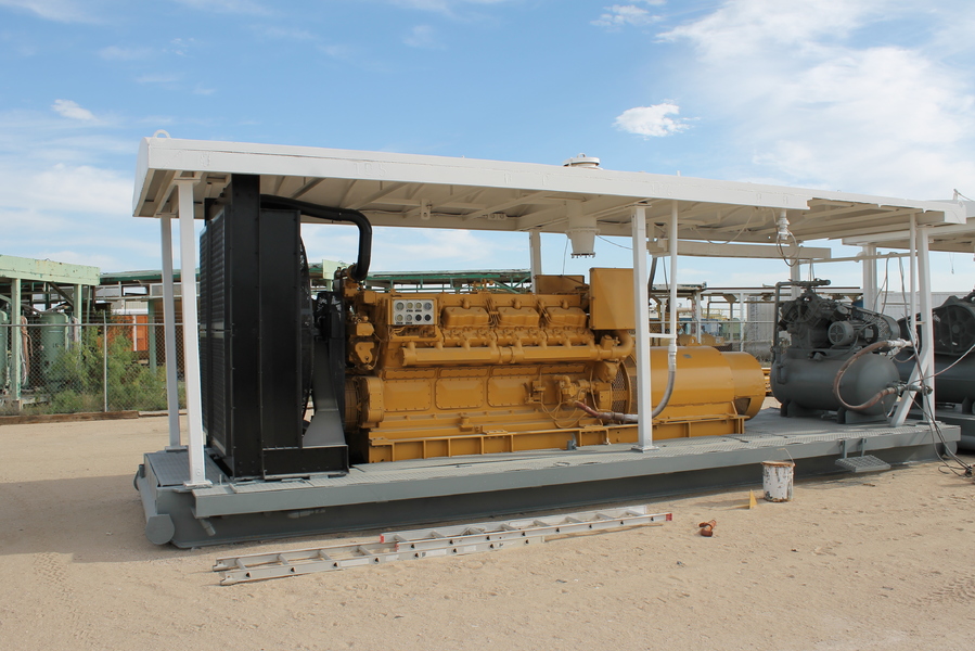 1030 KW Caterpillar #4-D399 SCR Packages, 347/600 Volts, 1200 RPM, 5000 hours, 1984 - Image 3