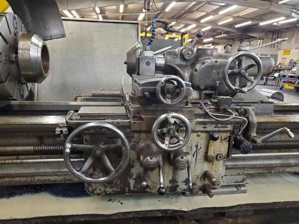 34-1/2" x 120" Axelson #32, engine lathe, 25" swing over cross slide, 4-jaw 32" chuck, steady rest, #74139 - Image 5
