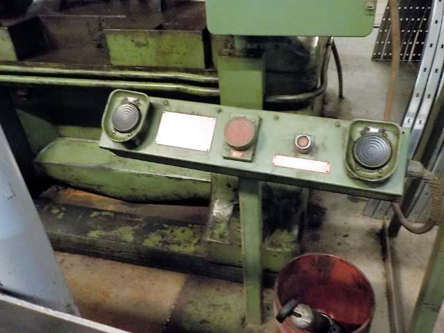 300 Ton, Minster #40-10, straight side double crank press, 10.5" stroke, 6" adj., 61" x 42" bed, 13 SPM - Image 3