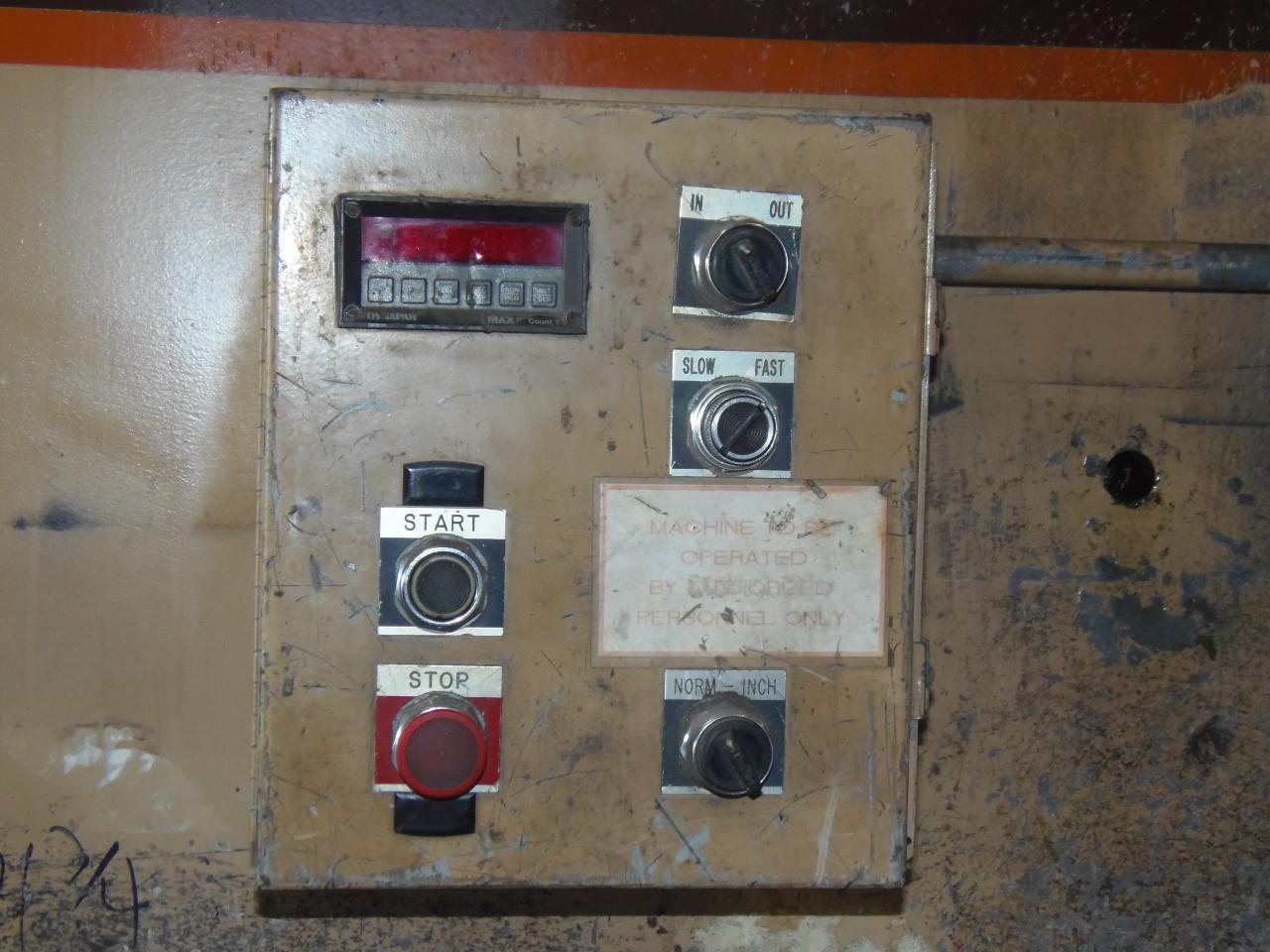 1/4" x 14' Standard #AS250-14, hydraulic shear, 15 holddowns, front operated power back gauge, flush floor - Image 6