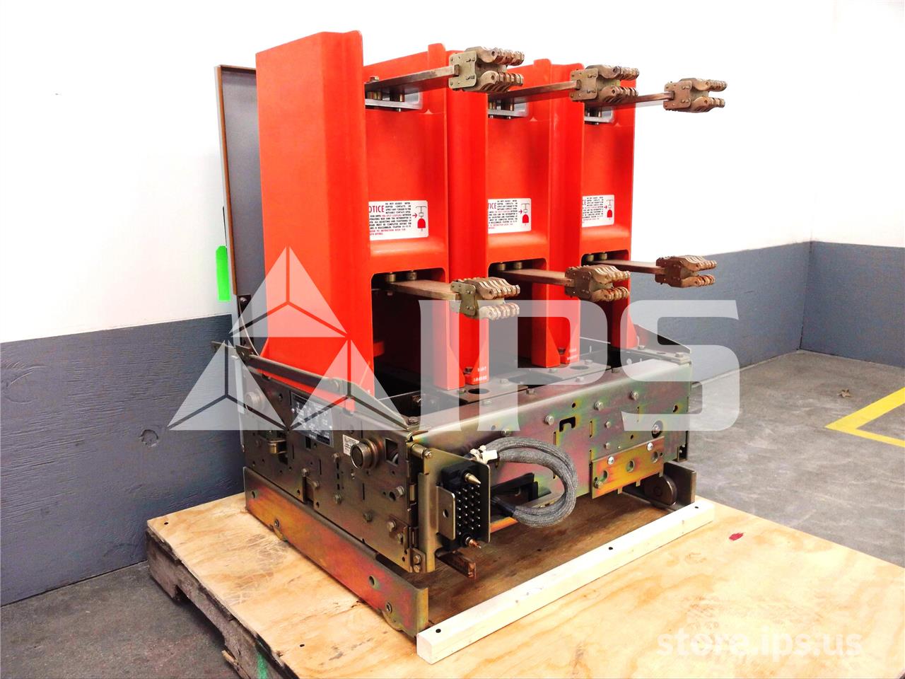 1200 Amps GE Vb1 4.16-250-3 Ml-18 (vb1 4.16-250) 125 Volts DC Control, 29k Amps Sc, Bottle# 52b1 - Image 2