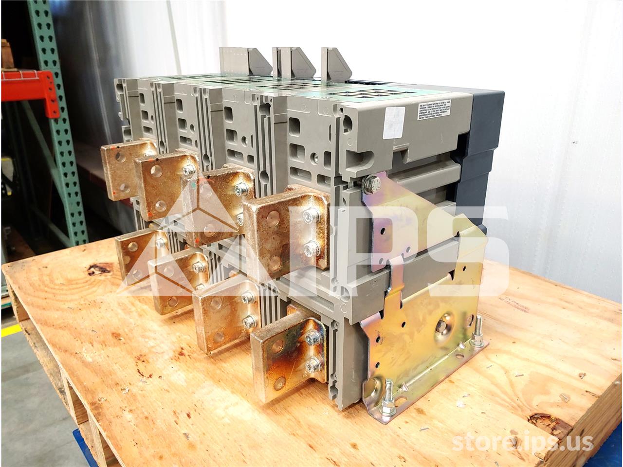 1200 Amps Square D Masterpact Nw12 Hf Eo/bi Bl3ccvssx9cfbfxxca Unused Surplus 120 Volts AC Control, 24 Volts - Image 3