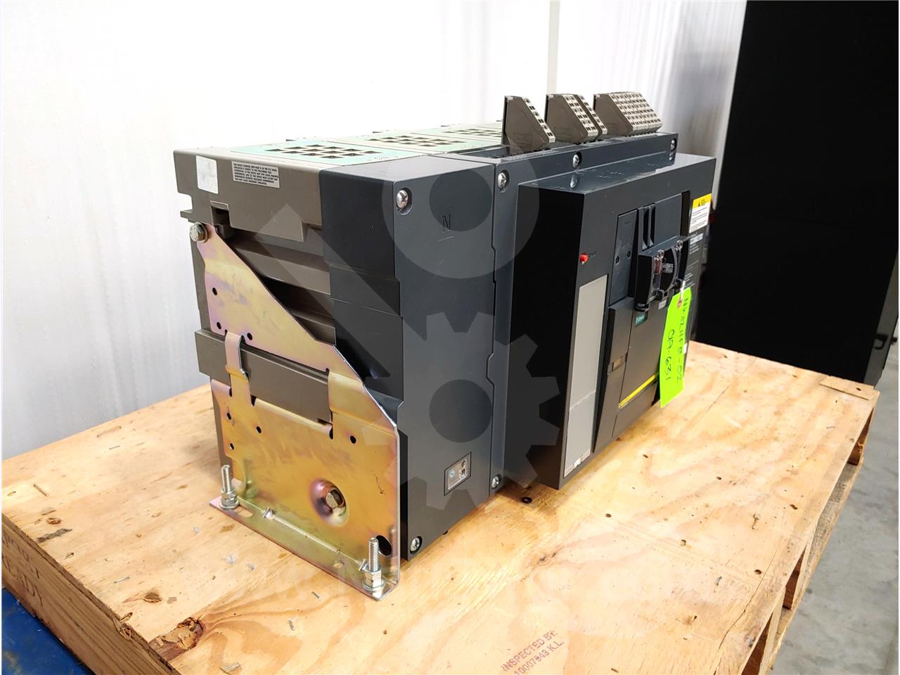 1200 Amps Square D Masterpact Nw12 Hf Eo/bi Bl3ccvssx9cfbfxxca Unused Surplus 120 Volts AC Control, 24 Volts - Image 8