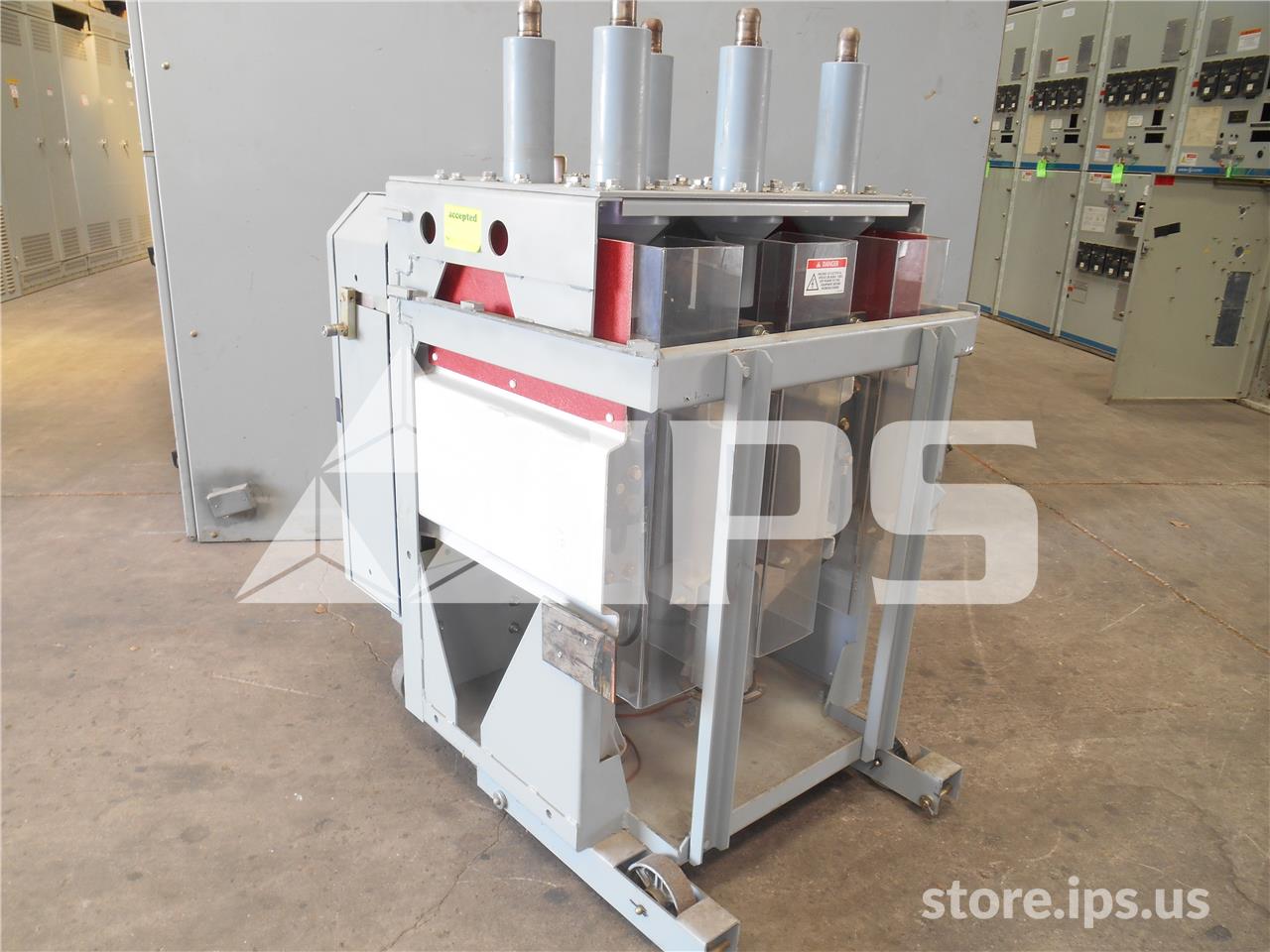 1200 Amps GE Vb1 13.8-500-3 Ml-18h Vertical Lift Unused Surplus (vb1 13.8-500) 48 Volts DC Control, 18k Amps - Image 4