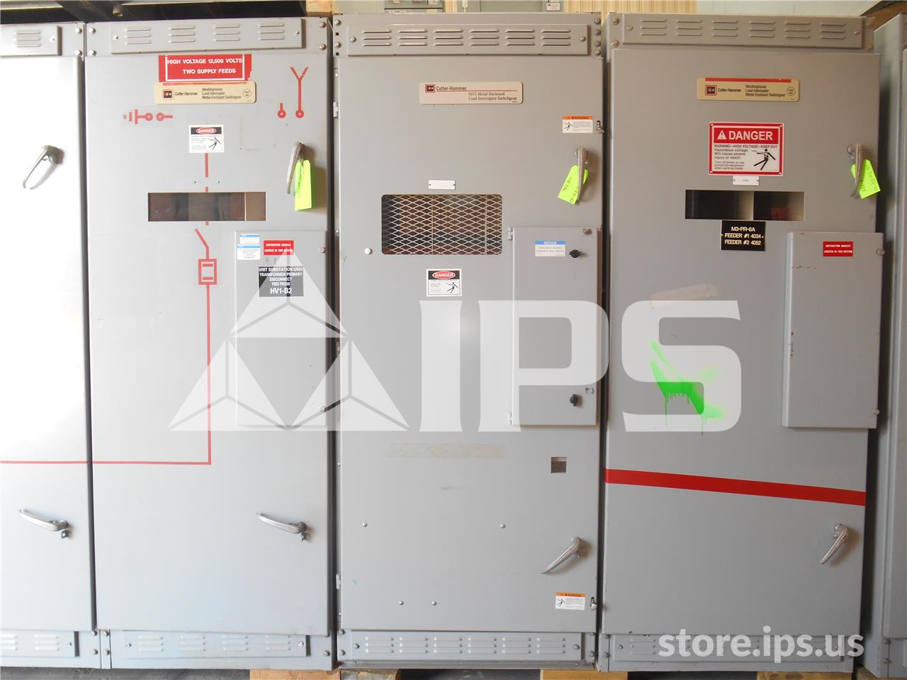 600 Amps WH Wli Switch Id 15 KV 80k Amps 95 KV Bil With Isolation Switch In Rear Of Enclosure - Image 1