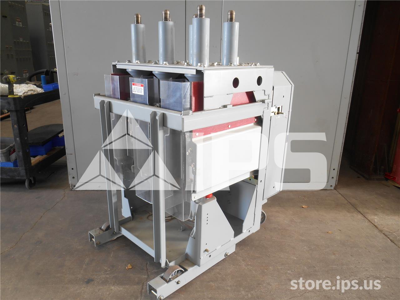 1200 Amps GE Vb1 13.8-500-3 Ml-18h Vertical Lift Unused Surplus (vb1 13.8-500) 48 Volts DC Control, 18k Amps - Image 5