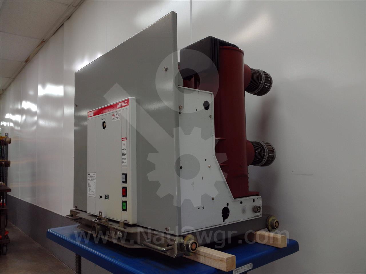 3000 Amps ABB Amvac Ma3d3100000000p 125 Volts DC Control, Dual Secondary Disconnects With Undervoltage Trip - Image 7