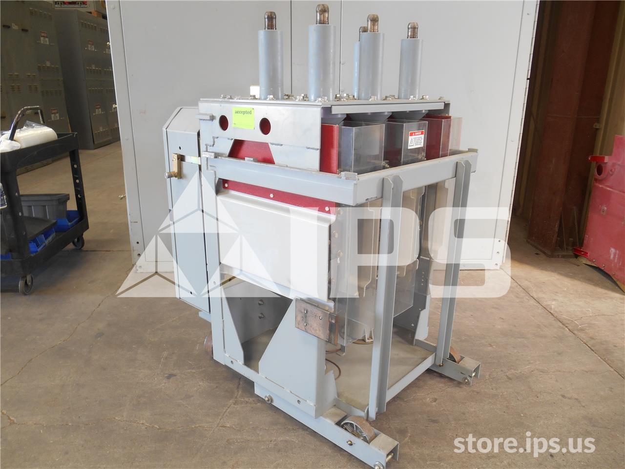 1200 Amps GE Vb1 13.8-500-3 Ml-18h Vertical Lift Unused Surplus (vb1 13.8-500) 48 Volts DC Control, 18k Amps - Image 4