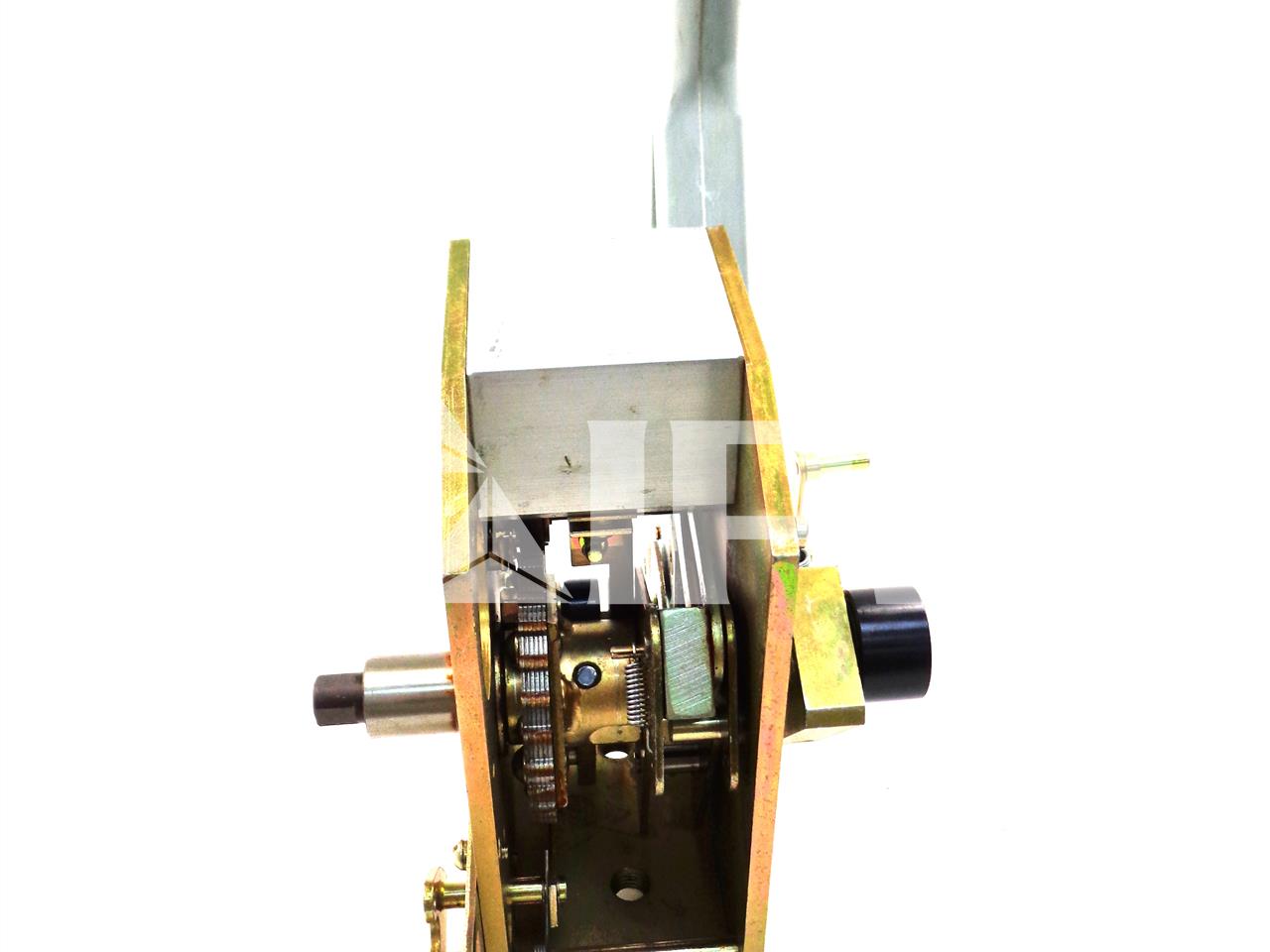 GE Manual Charge Handle Assembly New For Wave Pro, Large Frame - Image 2