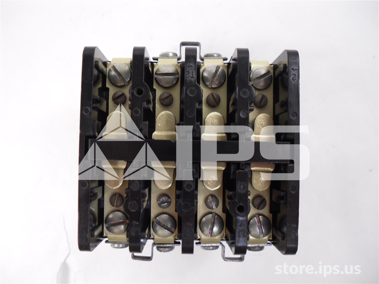 GE 125 Volts DC Control Relay X Unused Surplus For Ak / Akr - Image 1
