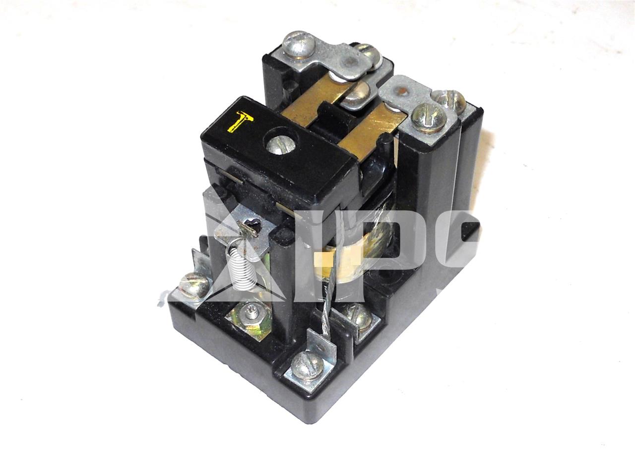 GE 125 Volts DC Hma Control Relay Y For Vb Model 0, 1, 2, 3 / Vb1 Model 0, 1 - Image 1