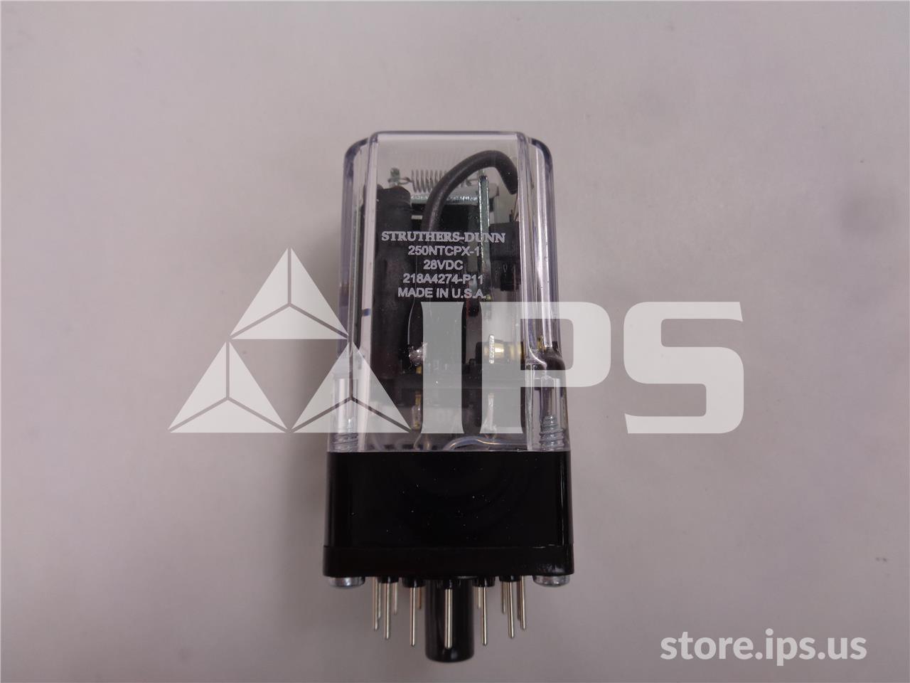 GE 28 Volts DC Control Relay New Plug In With Push Button Light Control - Image 1