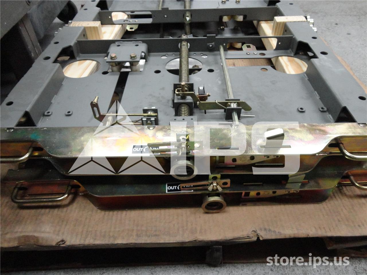 ABB Drawout Racking Mechanism Assembly For Advac, Mod 02 - Image 1