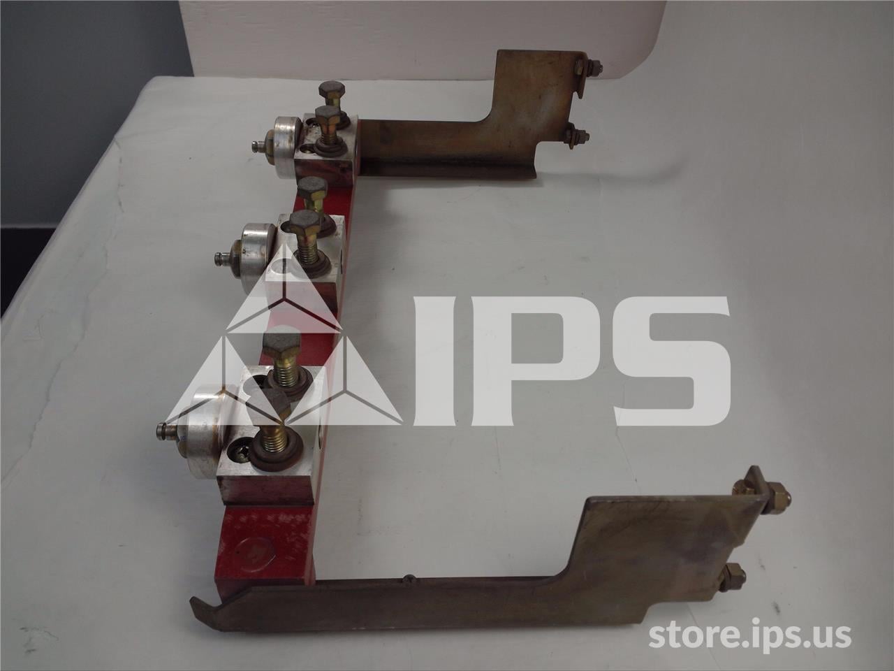 ITE Red Horizontal Fuse Rack Assembly For Kdon-1600 - Image 2