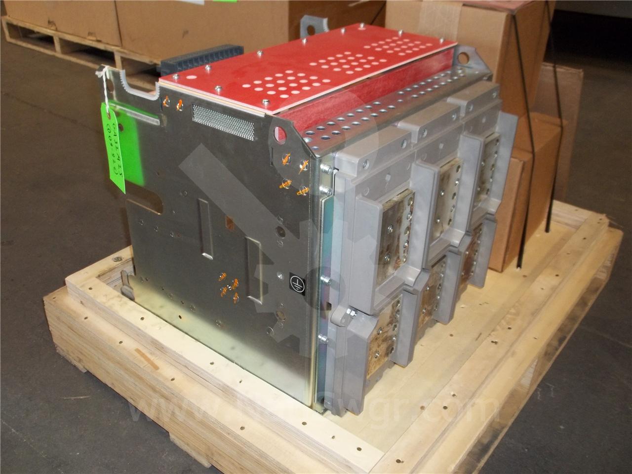 3200 Amps GE Entilliguard G Drawout Substructure For Ga 32, Manually Or Electrically Operated Breaker - Image 6