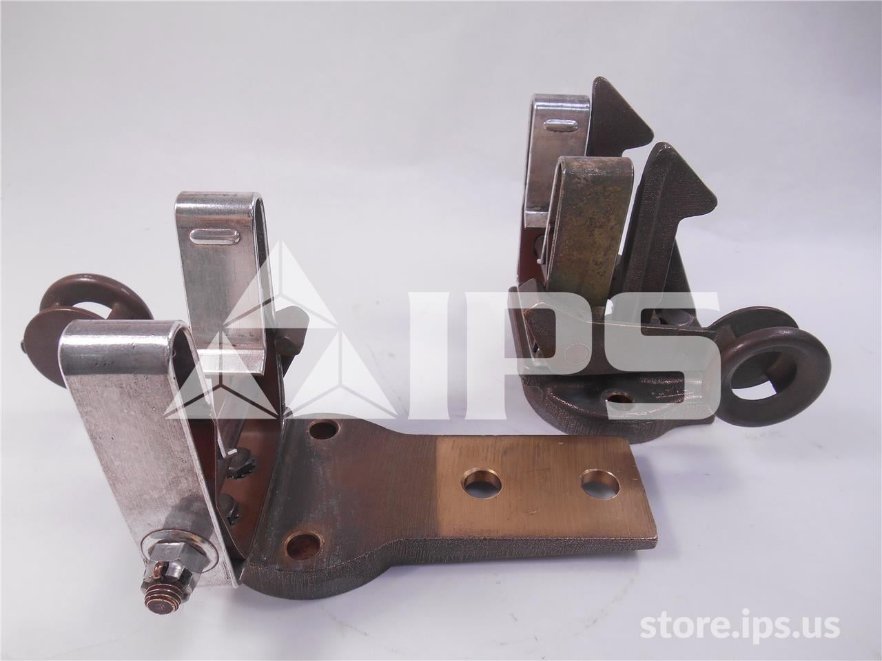S&c Sm-4 3 Inch Locking Power Fuse Clip Assembly 5/15kv, Single Barrel - Image 1