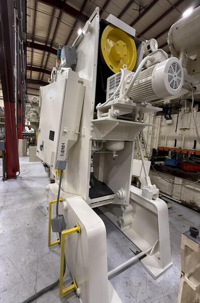 110 Ton, Komatsu #110-OBS, gap frame press, 5.9" stroke,air clutch & brake, 32-65 SPM, 1981 - Image 5