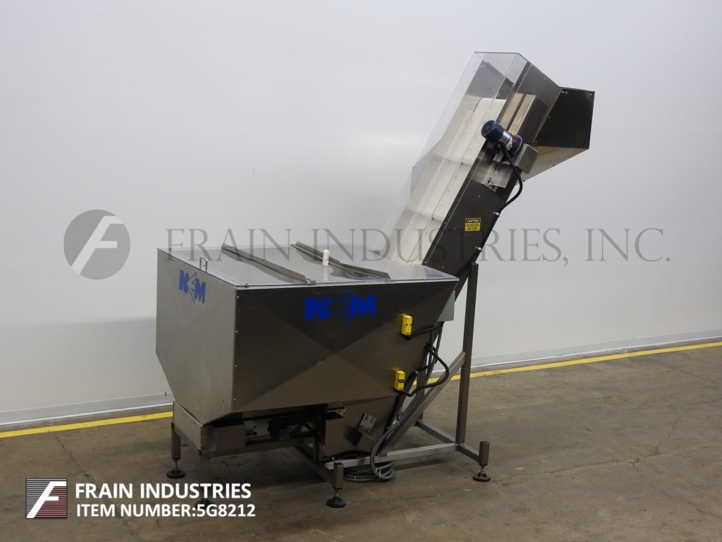 New England #60CFTHE, incline cleated belt feeder with 58" L x 58" W x 39" D Stainless Steel hopper, mounted - Image 5