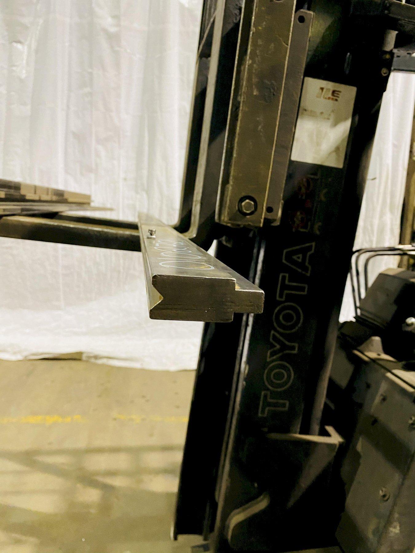 72" L, Press Brake Bottom, 6' Length, 90 Degree V-die, Stock # 0102721 - Image 1