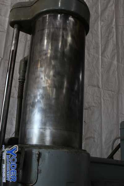 6' -15" Giddings & Lewis radial drill, 83" x39" base, power clamp & head traverse, #74162 - Image 9