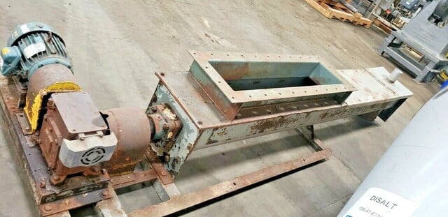 Tricor Metal, Stainless Steel hopper / screw conveyor, 79" dia., 54" straight wall, 48" x 11" bottom opening - Image 5