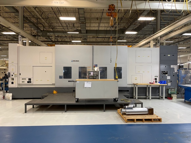 Okuma #Multus-B750W/4000, 41.3" swing, 24" chuck, OSP-P200L, rigid tap, Steady Rest, 2010 - Image 1