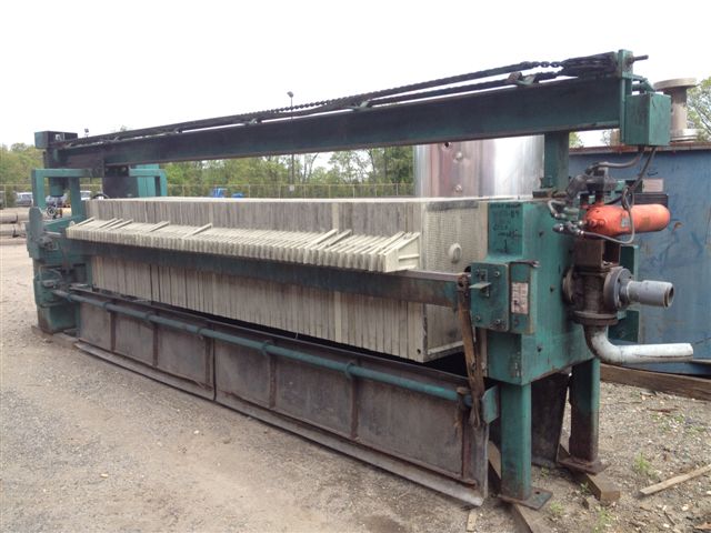 31" x 31 Netzsch, filter press with plate shifter, 69 polpropylene plates, hydraulic closure - Image 2