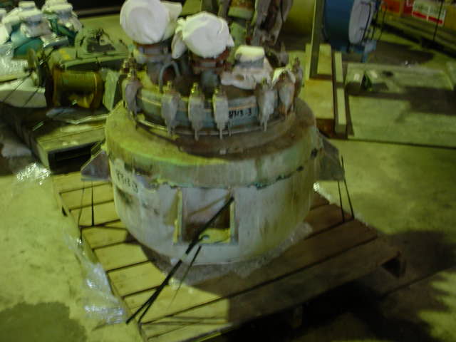 20 gallon DeDietrich, glass lined reactor, 150 psi/fv internal, 115 psi jacket, 1.5 HP - Image 2