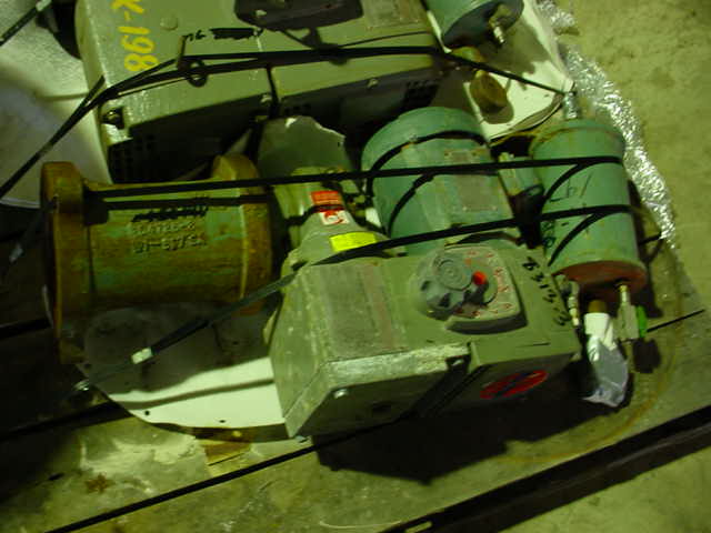 20 gallon DeDietrich, glass lined reactor, 150 psi/fv internal, 115 psi jacket, 1.5 HP - Image 3