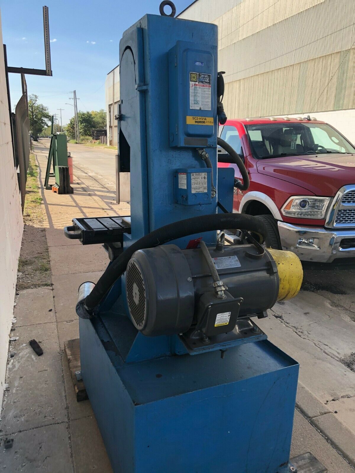 8" Engelberg #2N938G, heavy duty sander/grinder, dust collector w/Dayton motor, 7.5 HP - Image 3
