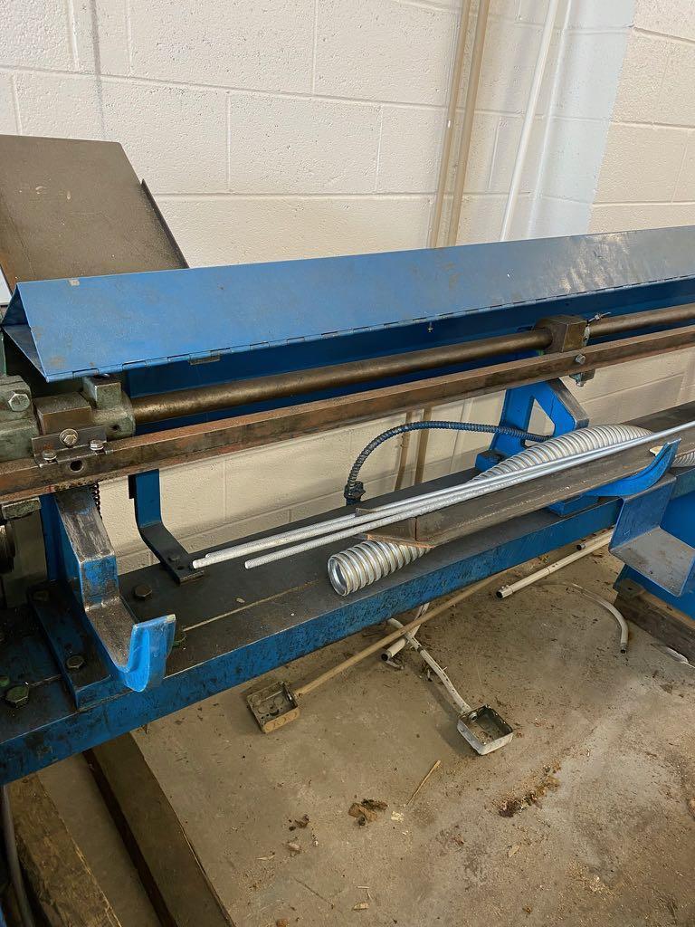 3/16" Shuster #400V, wire straightener & cut-off,.045"-.125" hi-tensile wire, .062"-.187"mild steel wire - Image 2