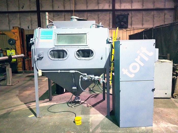 Pangborn #EN-7, Blast Cabinet, lights, gloves, blast gun, Torit dust collector, viewing window, manual, S/N - Image 1