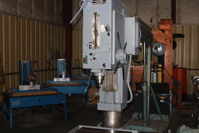 WMW Hekert Sabo #Standard-63 Drill Press, 0.3"-3.1" drilling capacity, 11" spindle, 1988 - Image 4