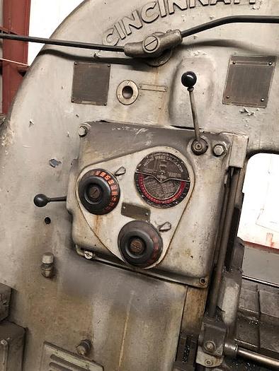 Cincinnati #3, vertical mill, S/N 4A3V1K-92, 1941 - Image 2