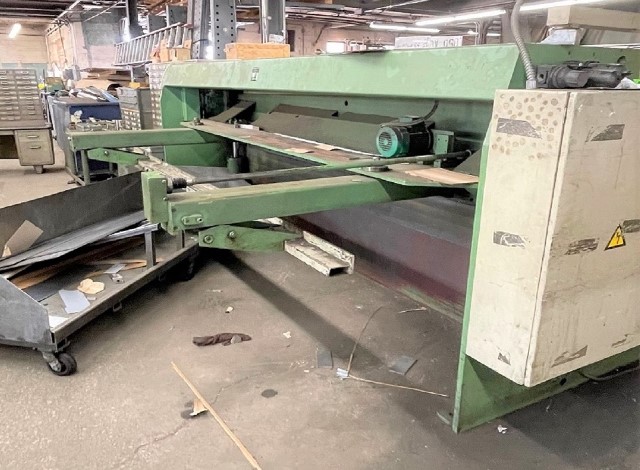 1/4" x 10' Guifil #GHE-630, hydraulic power squaring shear, front operated power back gauge, front supports - Image 2