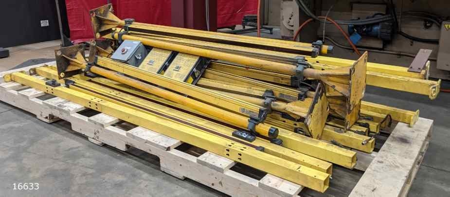 Omron #MS4800, perimeter light curtain, 63" W rollers, 65' sensing distance, assorted post lgth - Image 2