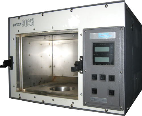 10" width x 7" D x 7" H Delta Design #9023-1-1-1, Co2 test chamber, -70 to 270, 120 V., 20 amps., Stainless - Image 1